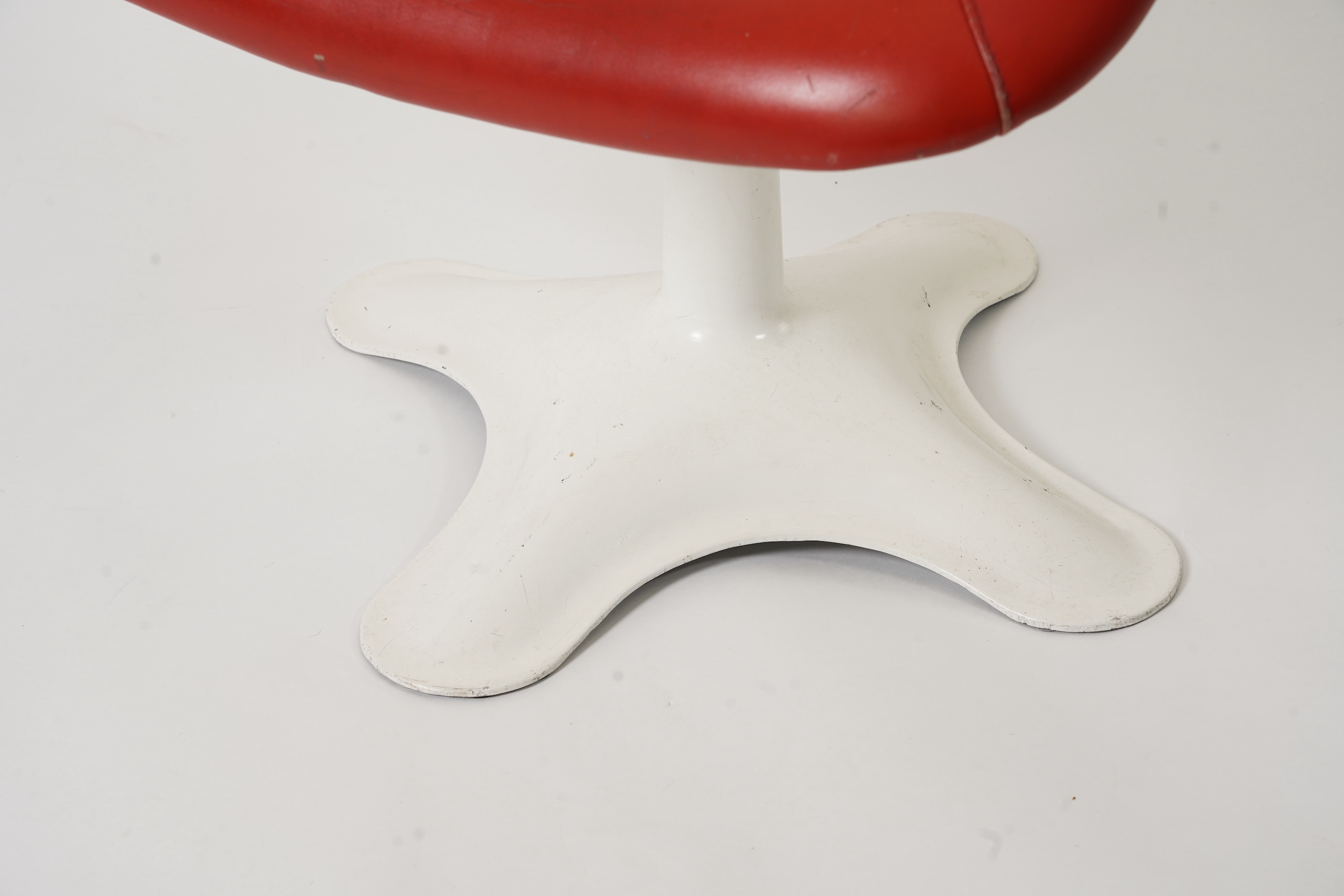 Yrjö Kukkapuro (Finnish, 1933-2025) for Haimi: A Model 417 'Junior' lounge chair